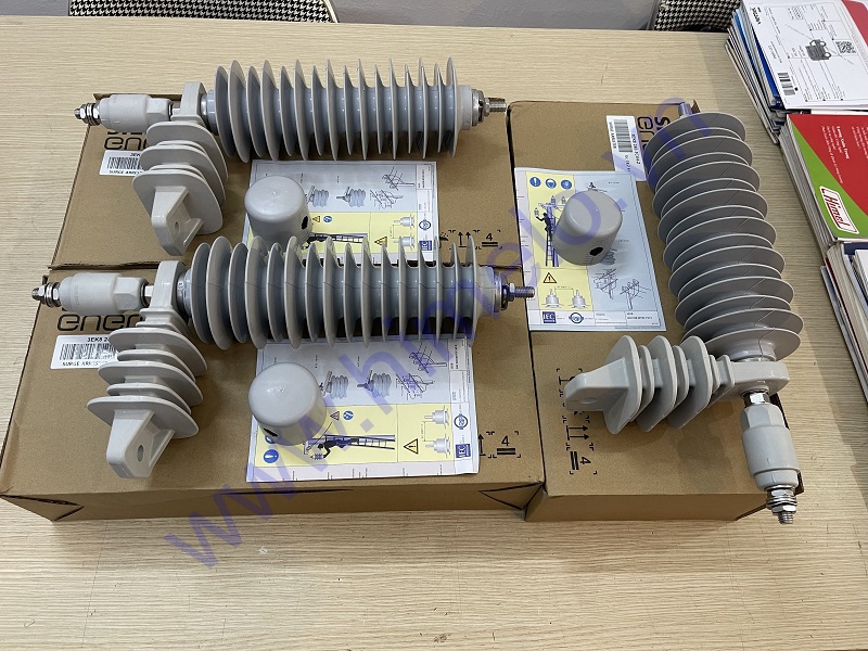 Chong-set-van-Siemens-24kV-3EK8-1