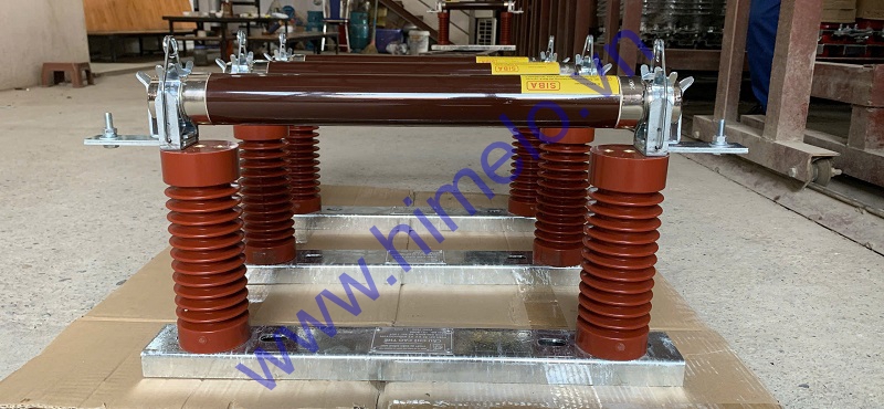 Gia-do-cau-chi-ong-trung-the-24kv-su-epoxy-2